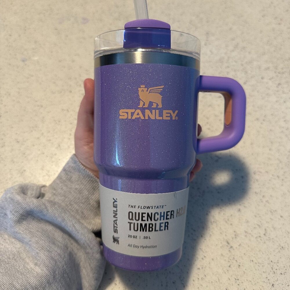 💜🧡 Periwinkle Shimmer Stanley 20 oz. Quencher Tumbler 💜🧡
